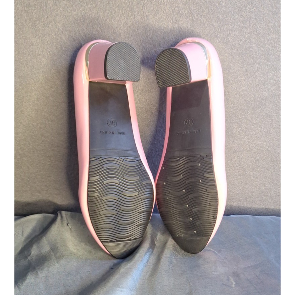 Women's classic round toe patent leather pink heels with rhinestones Size 7 - Picture 5 of 6